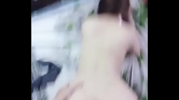 Chịch em sinh viên Hà Nội mông trắng lắm